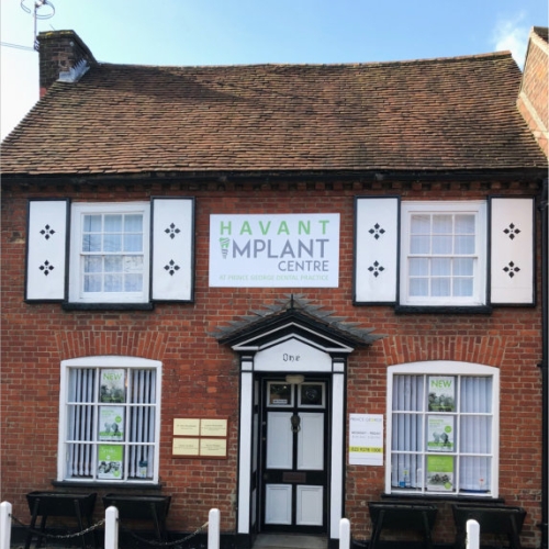 Outside view of Havant Implant Centre